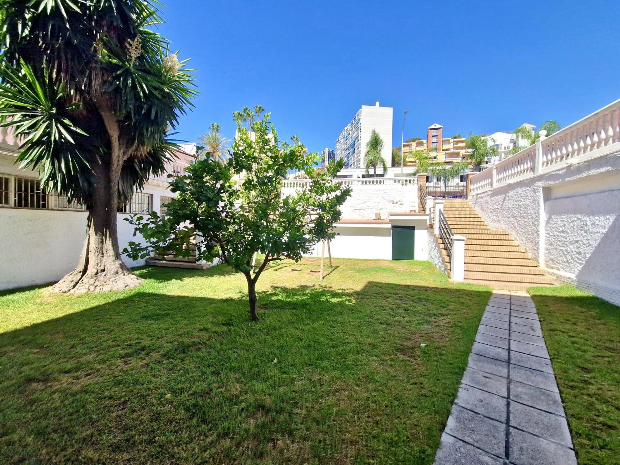 Sr Mediterraneo Playa De La Carihuela Торемолинос Екстериор снимка