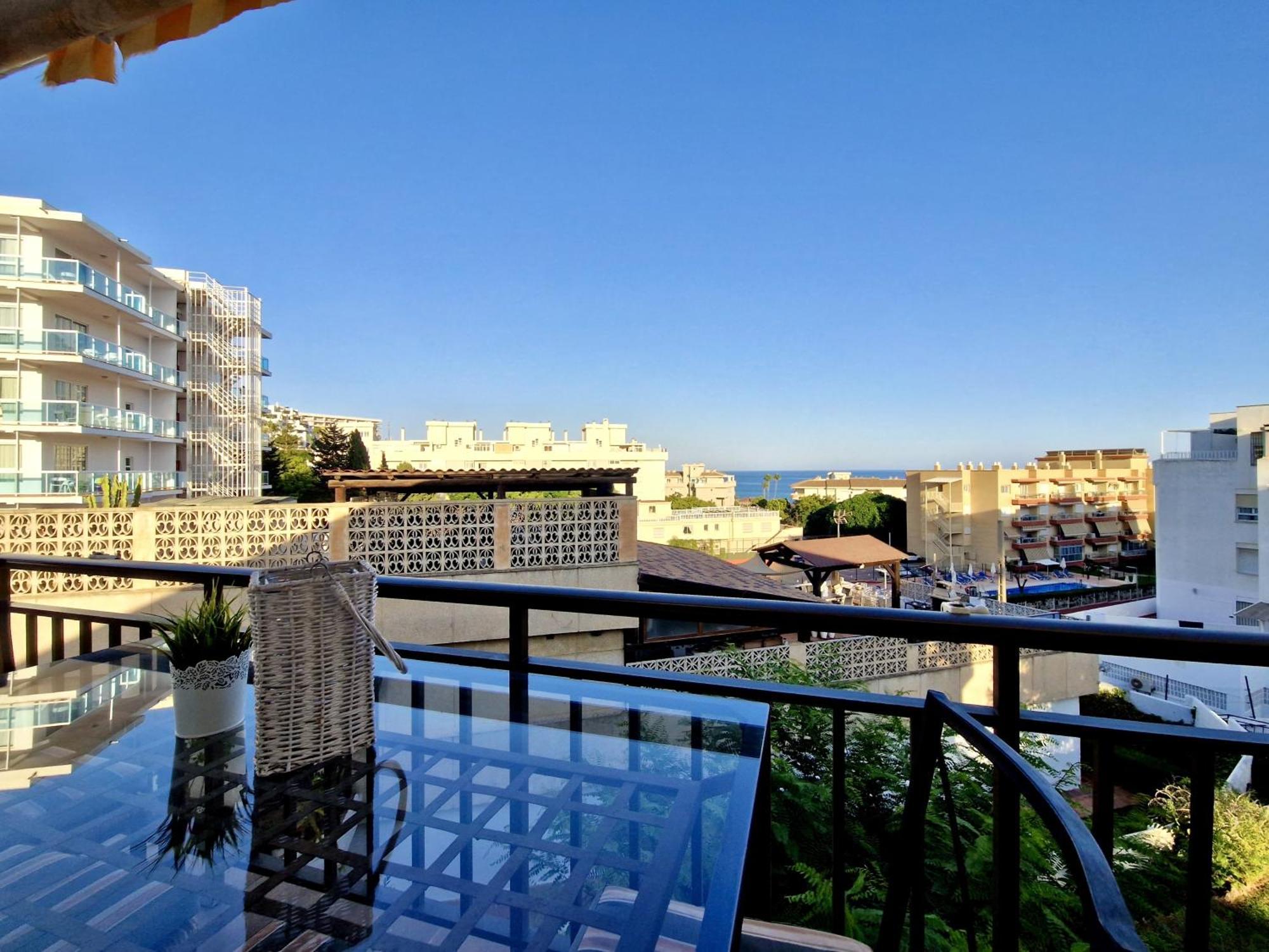 Sr Mediterraneo Playa De La Carihuela Торемолинос Екстериор снимка